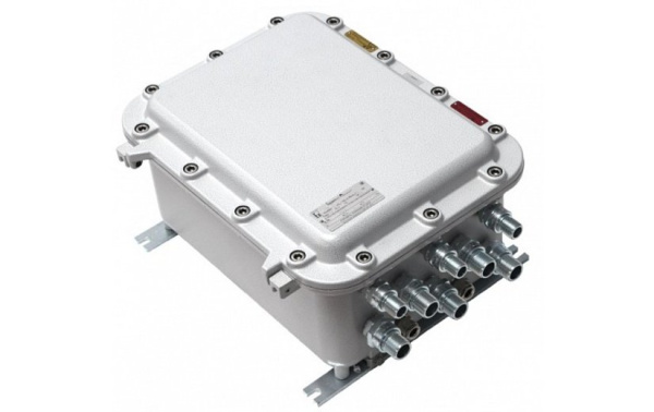 Коммутатор TFortis PSW-2G8F+Ex